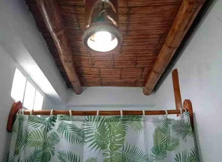 Retkeilymaja Hostal Puerto Engabao El Surf Shelter