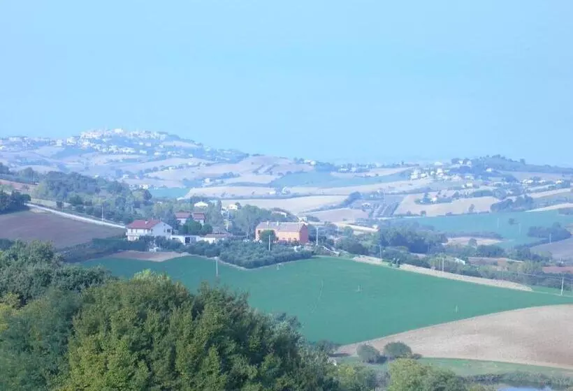 Aamiaismajoitus (B&B) Belle Marche