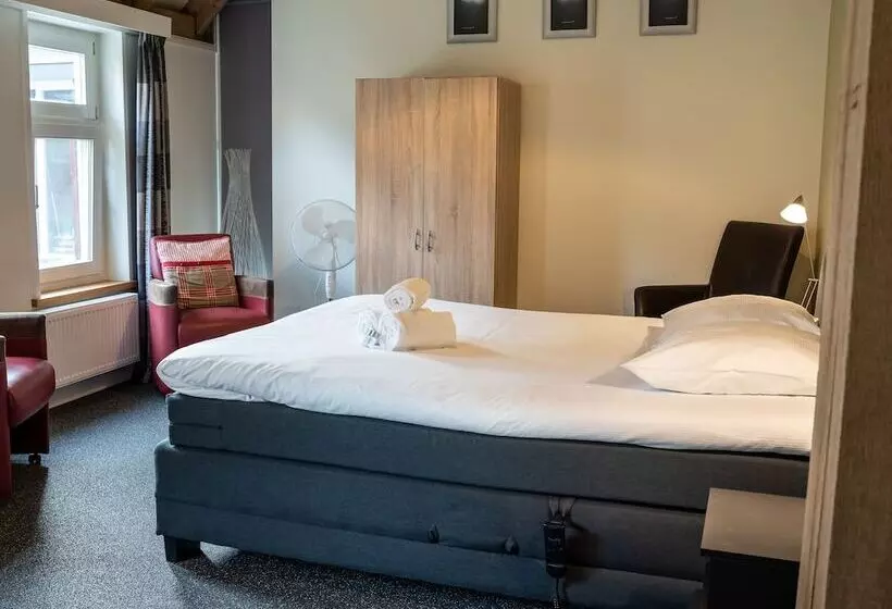 Aamiaismajoitus (B&B) De Raayhof