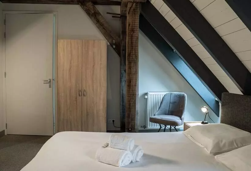 Aamiaismajoitus (B&B) De Raayhof