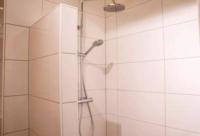 Aamiaismajoitus (B&B) De Raayhof