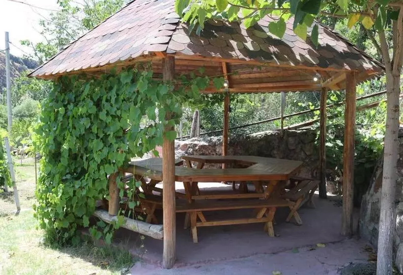 Aamiaismajoitus (B&B) Old Oasis