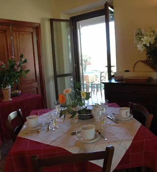 Hotelli Agriturismo Pian Dei Pini