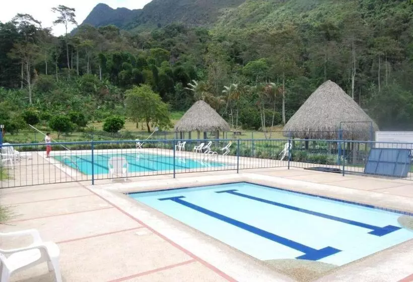 ホテル Finca Cafetera Las Mercedes