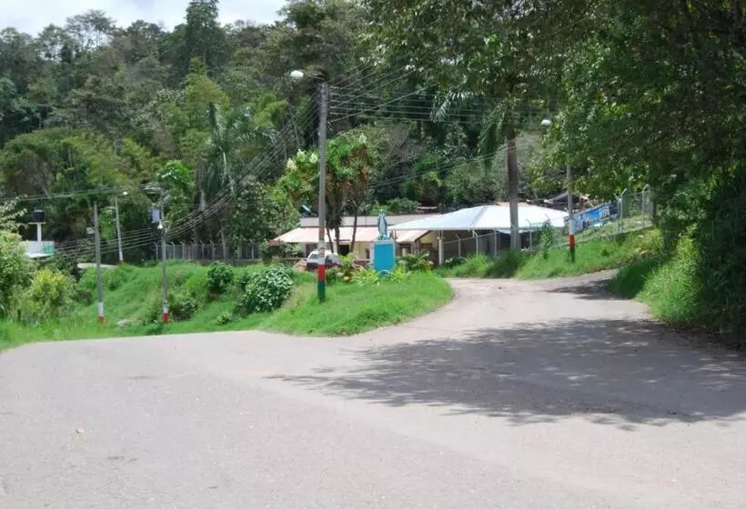 ホテル Finca Cafetera Las Mercedes