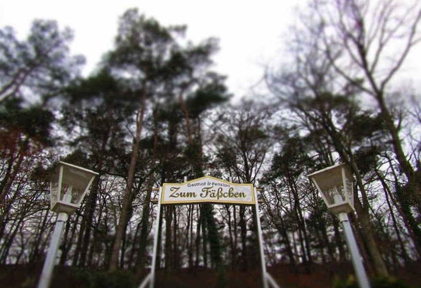 Отель Gasthof & Pension Zum Fässchen