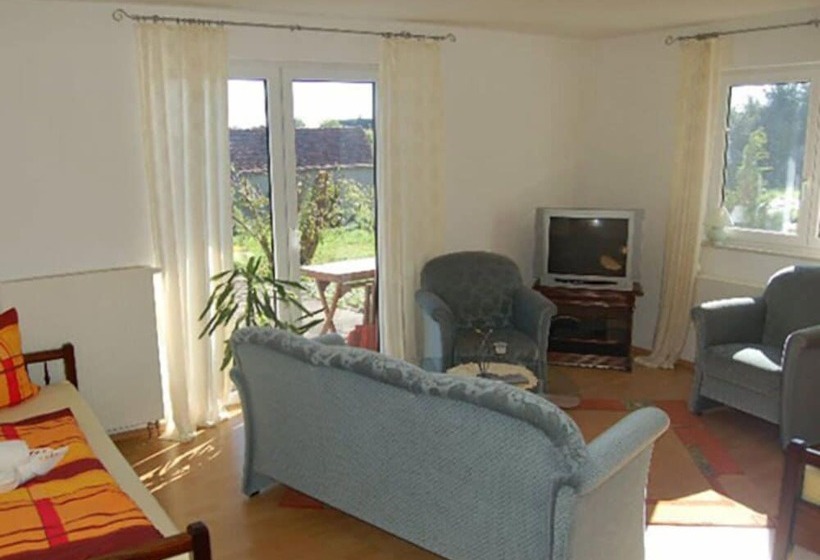 Отель Gasthof & Pension Zum Fässchen