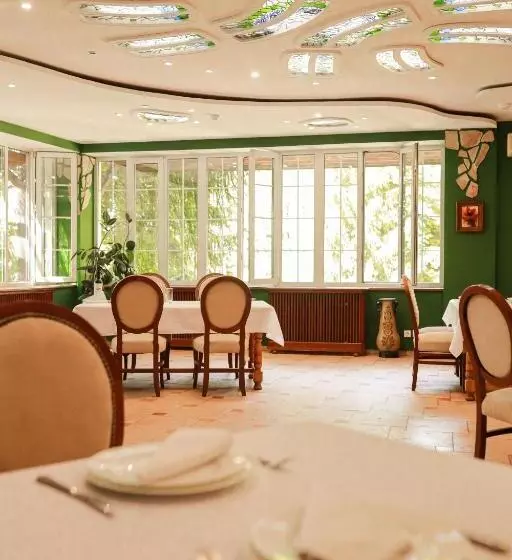 Hotelli Orlinoye Gnezdo