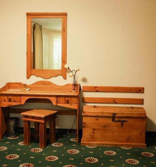 Hotel Orlinoye Gnezdo