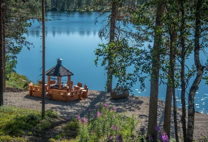 فندق Pinetree Lodge