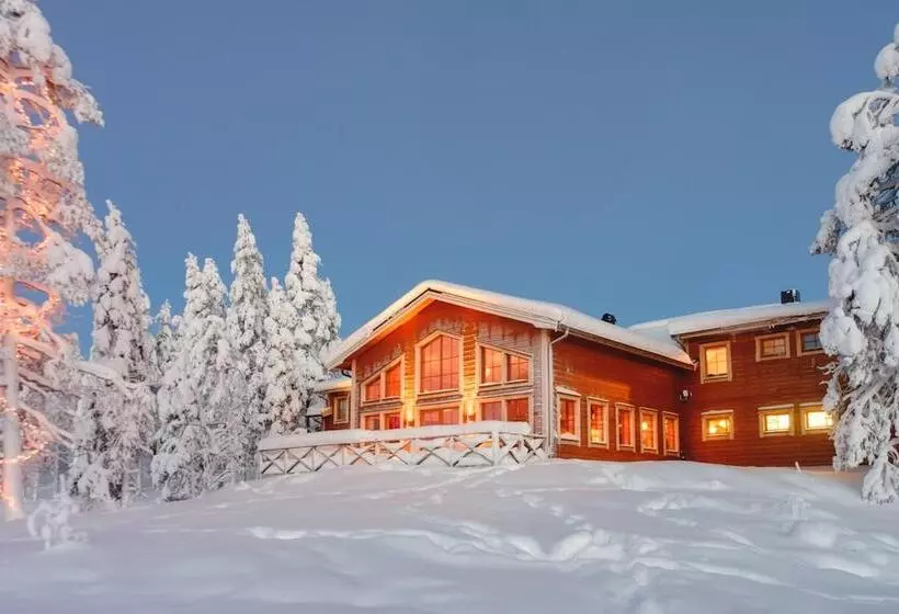 ホテル Pinetree Lodge