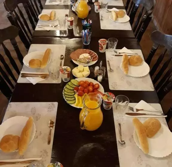 ホテル & Restaurant Adolfovský Dvůr