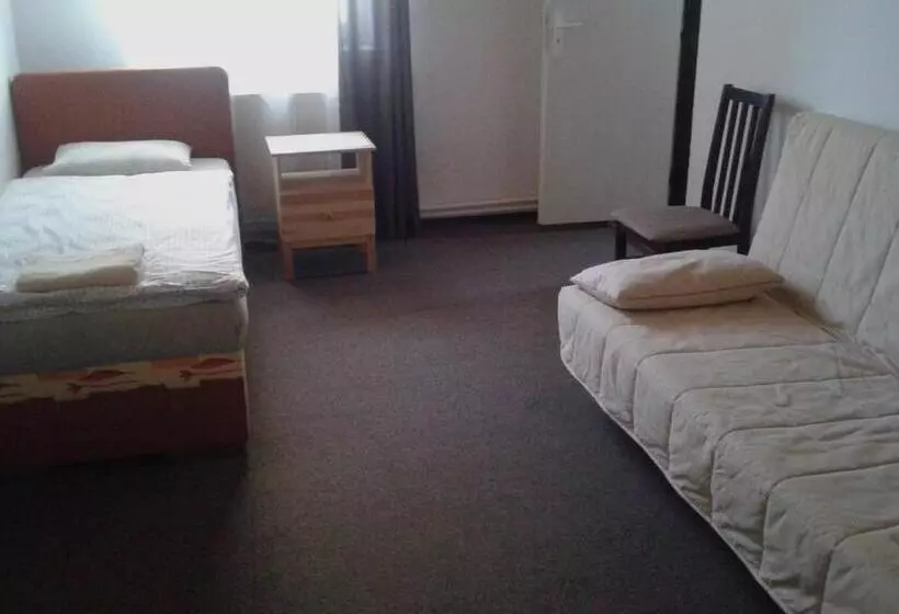 ホテル & Restaurant Adolfovský Dvůr