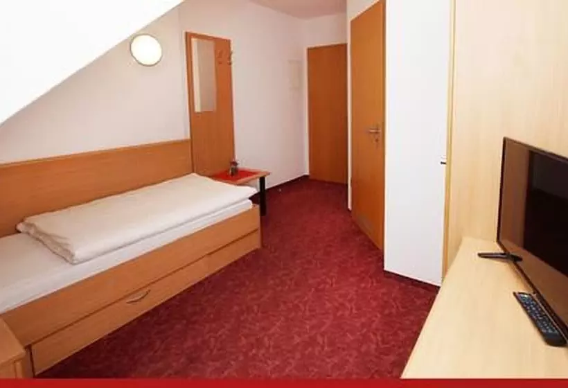 Hotelli & Restaurant Zur Linde