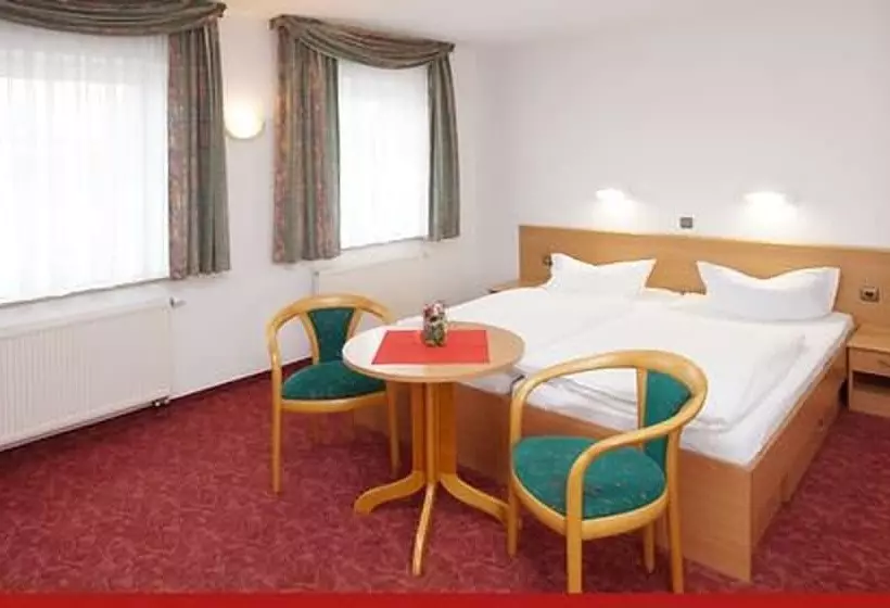 Hotelli & Restaurant Zur Linde