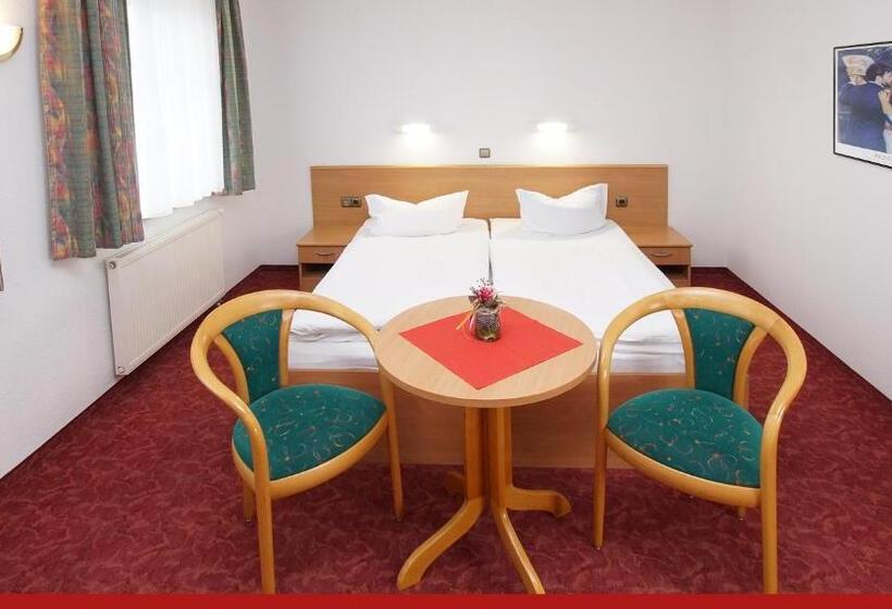 فندق & Restaurant Zur Linde