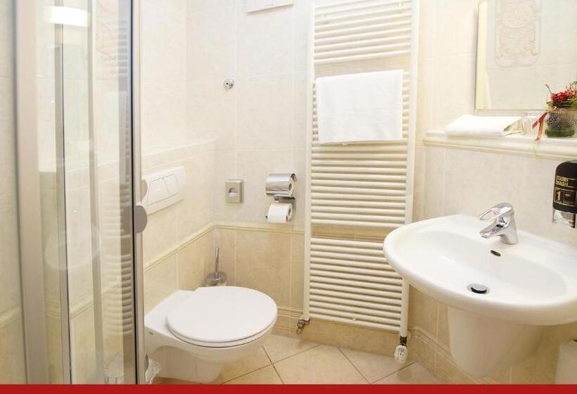 فندق & Restaurant Zur Linde