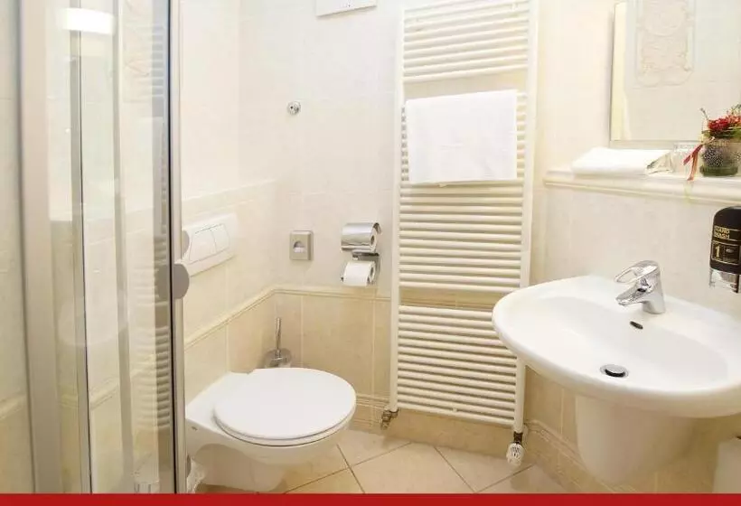 Hotelli & Restaurant Zur Linde