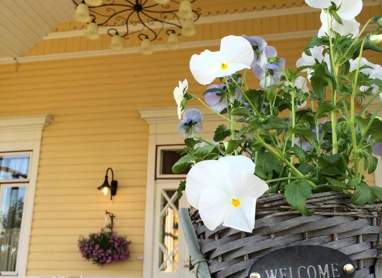 בית מלון כפרי Woikoski Feeling   Kirjokiven Kartano