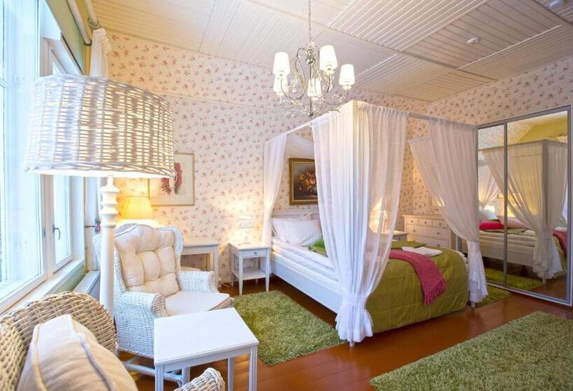 בית מלון כפרי Woikoski Feeling   Kirjokiven Kartano