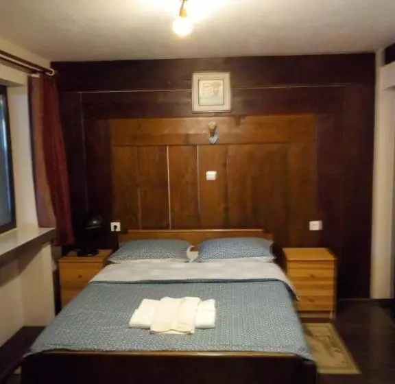 ペンション Alpinlife