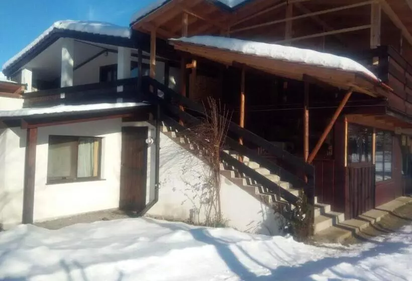 ペンション Alpinlife