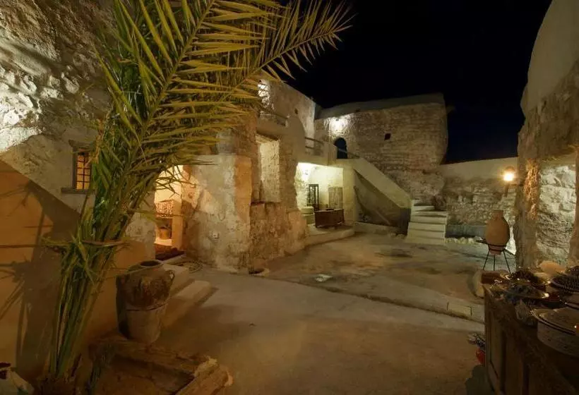 Majatalo Auberge De Tamezret