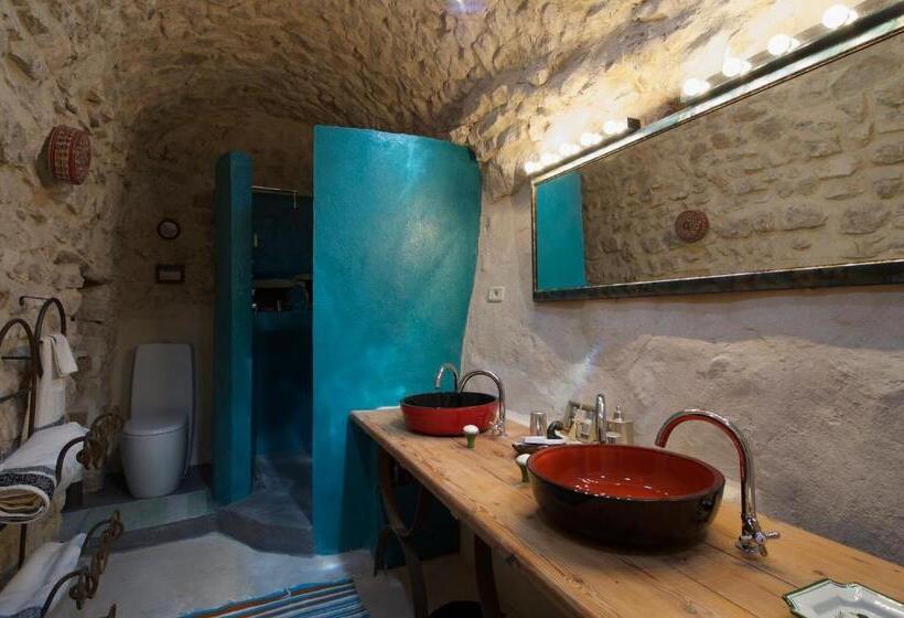 פנסיון Auberge De Tamezret