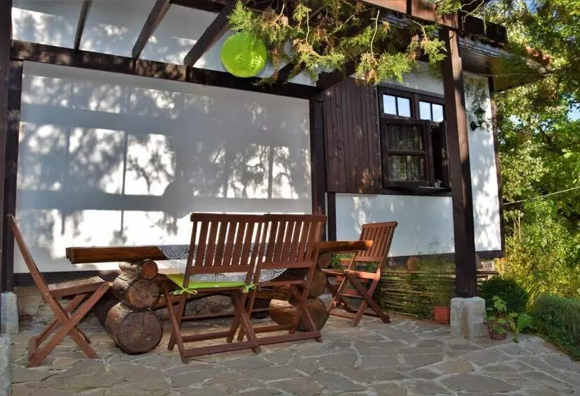 Majatalo Golden Horn Guest House