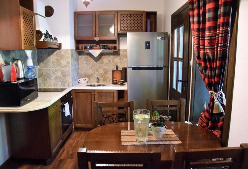 ペンション Golden Horn Guest House