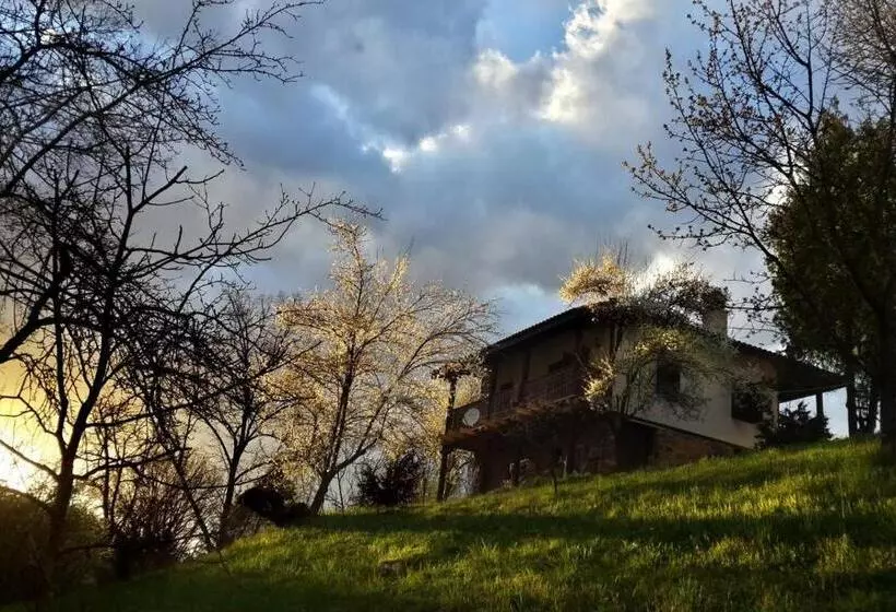 Majatalo Golden Horn Guest House