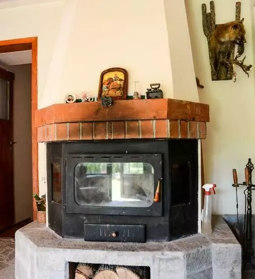 Majatalo Guest House Raiski Kаt