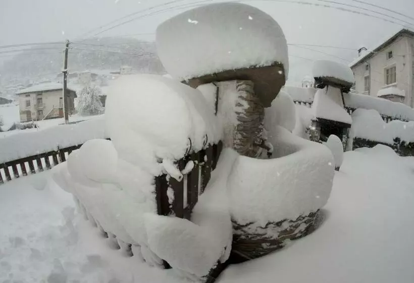 پانسیون Guesthouse Karaivan