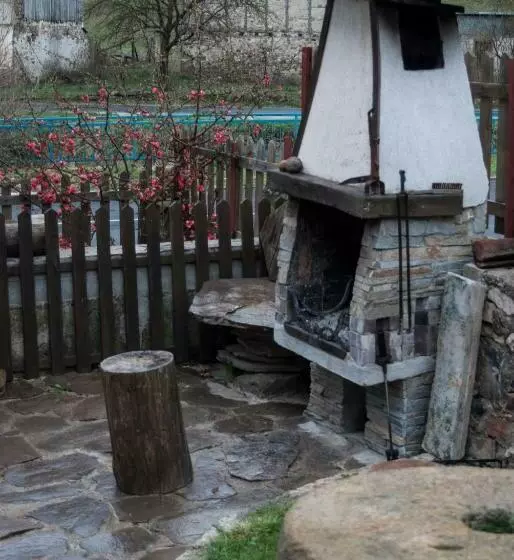 پانسیون Guesthouse Karaivan