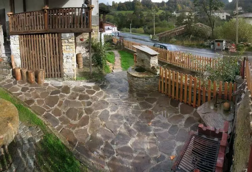 پانسیون Guesthouse Karaivan