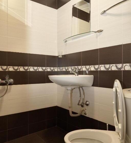 Пансион Guesthouse Vazrozhdenski Kashti