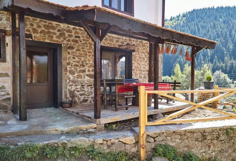 پانسیون Guesthouse Vazrozhdenski Kashti