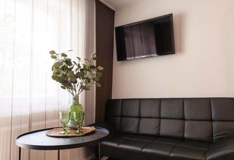 بنسيون Haus Mannertal