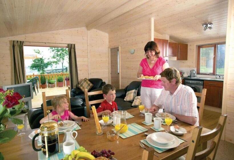 Lomakeskus Belan Bach Lodges