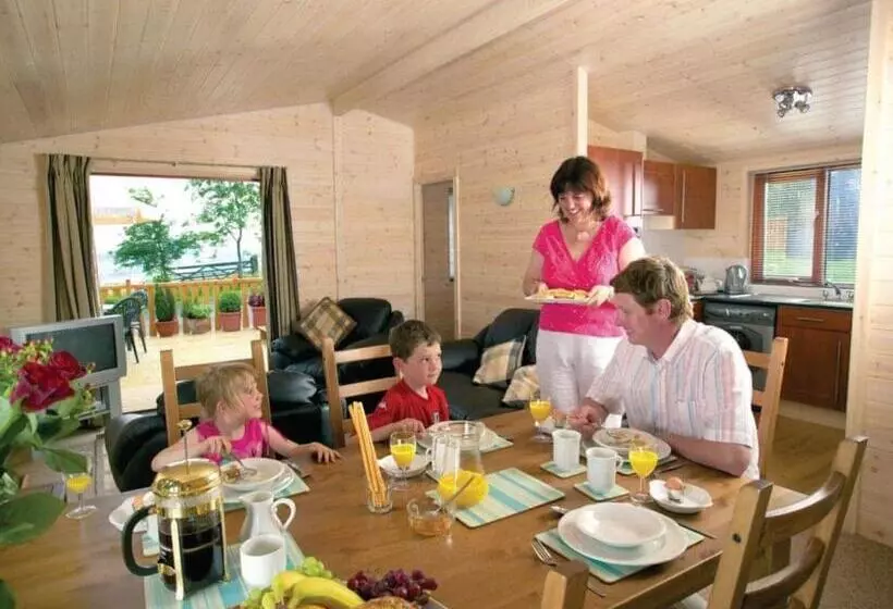 Lomakeskus Belan Bach Lodges