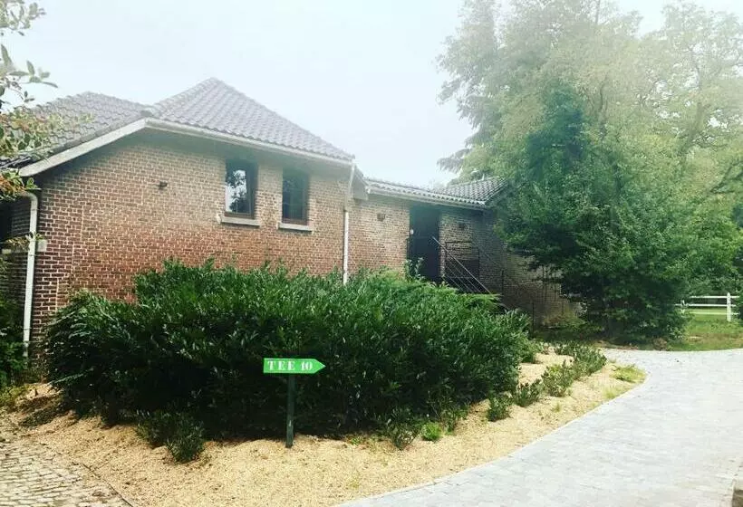 Aamiaismajoitus (B&B) Gîtes Du Golf