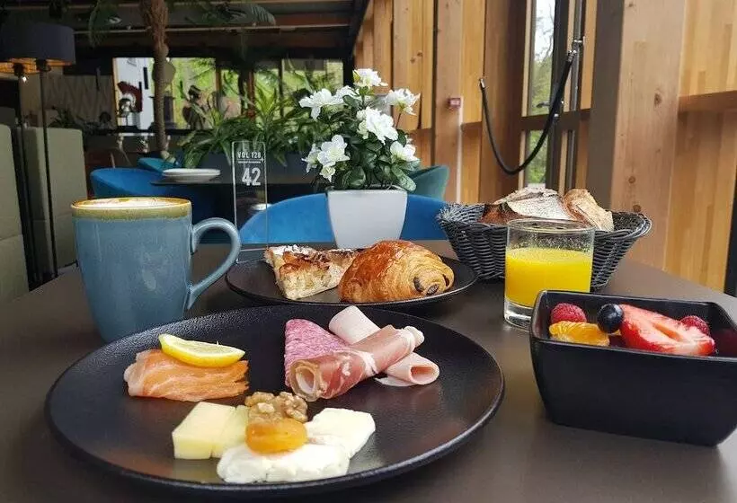 Hotelli Domaine De La Résidence   Hôtel, Spa & Restaurant