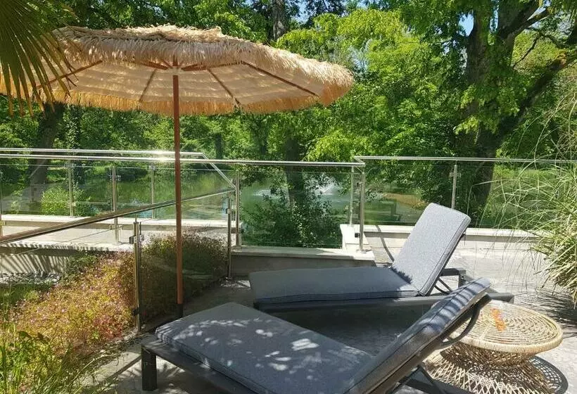 Hotelli Domaine De La Résidence   Hôtel, Spa & Restaurant