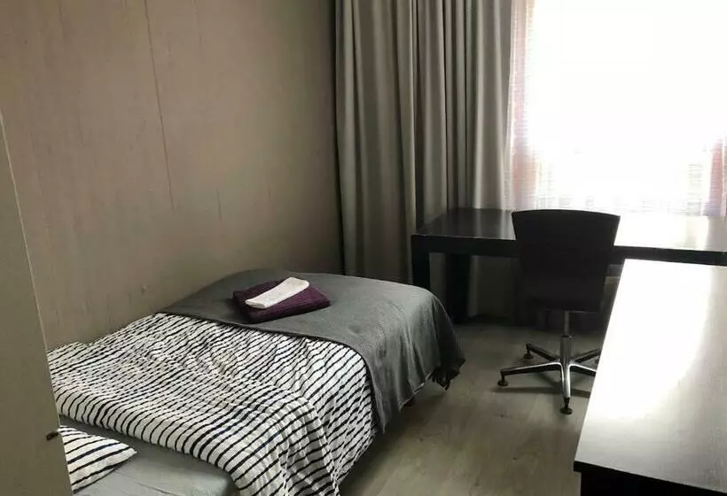 ホテル & Hostel Silmu