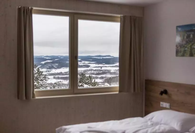 Hotelli Monínec   Depandance Nová Javorka