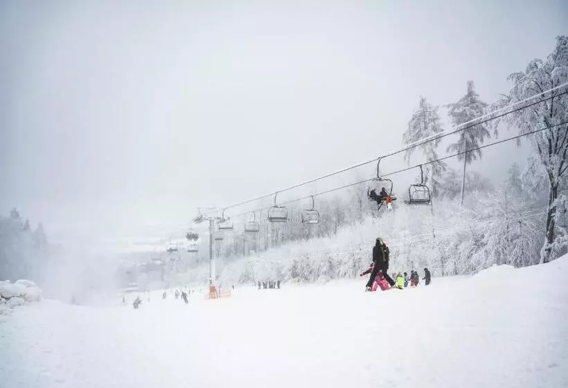 Hotelli Monínec   Depandance Nová Javorka