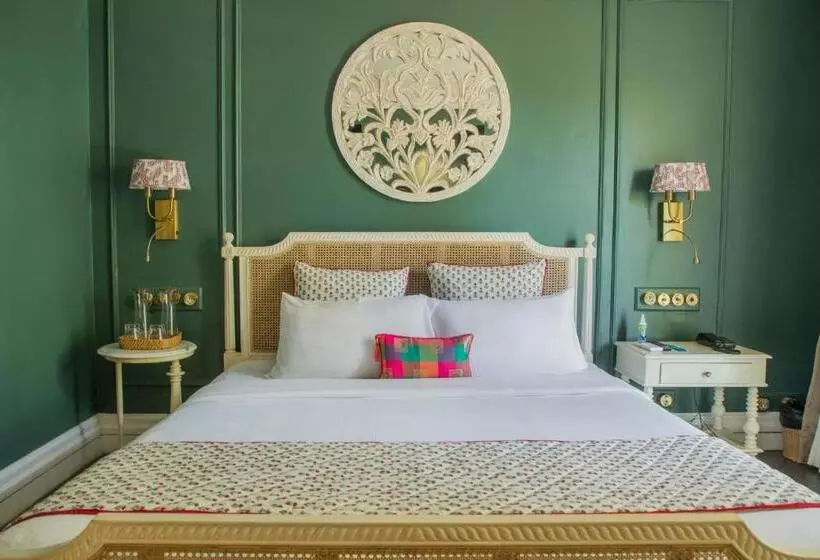 Hotelli Red Thread Calangute