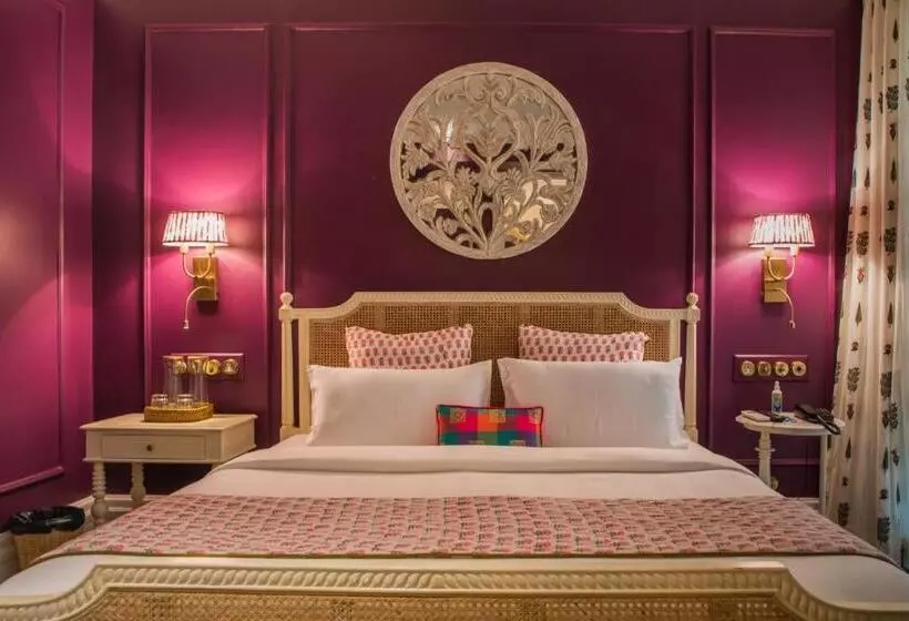 Hotelli Red Thread Calangute