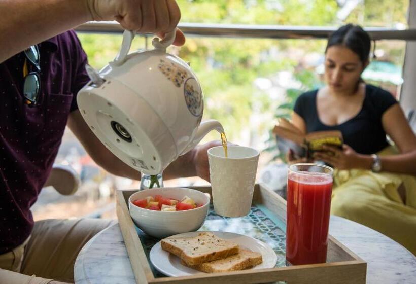 בית מלון כפרי Red Thread Calangute