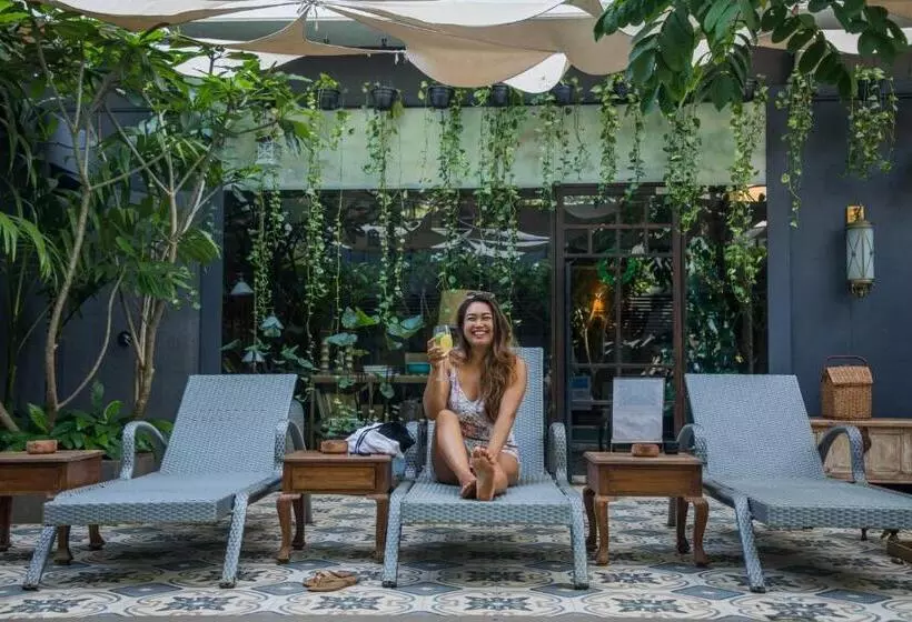 Hotelli Red Thread Calangute